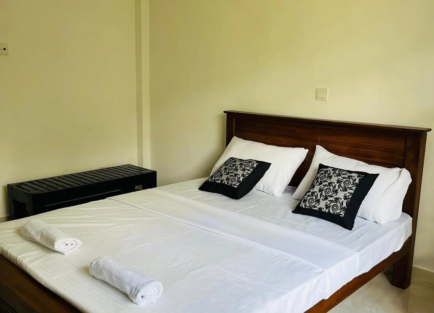 Bernard Homestay كاندي