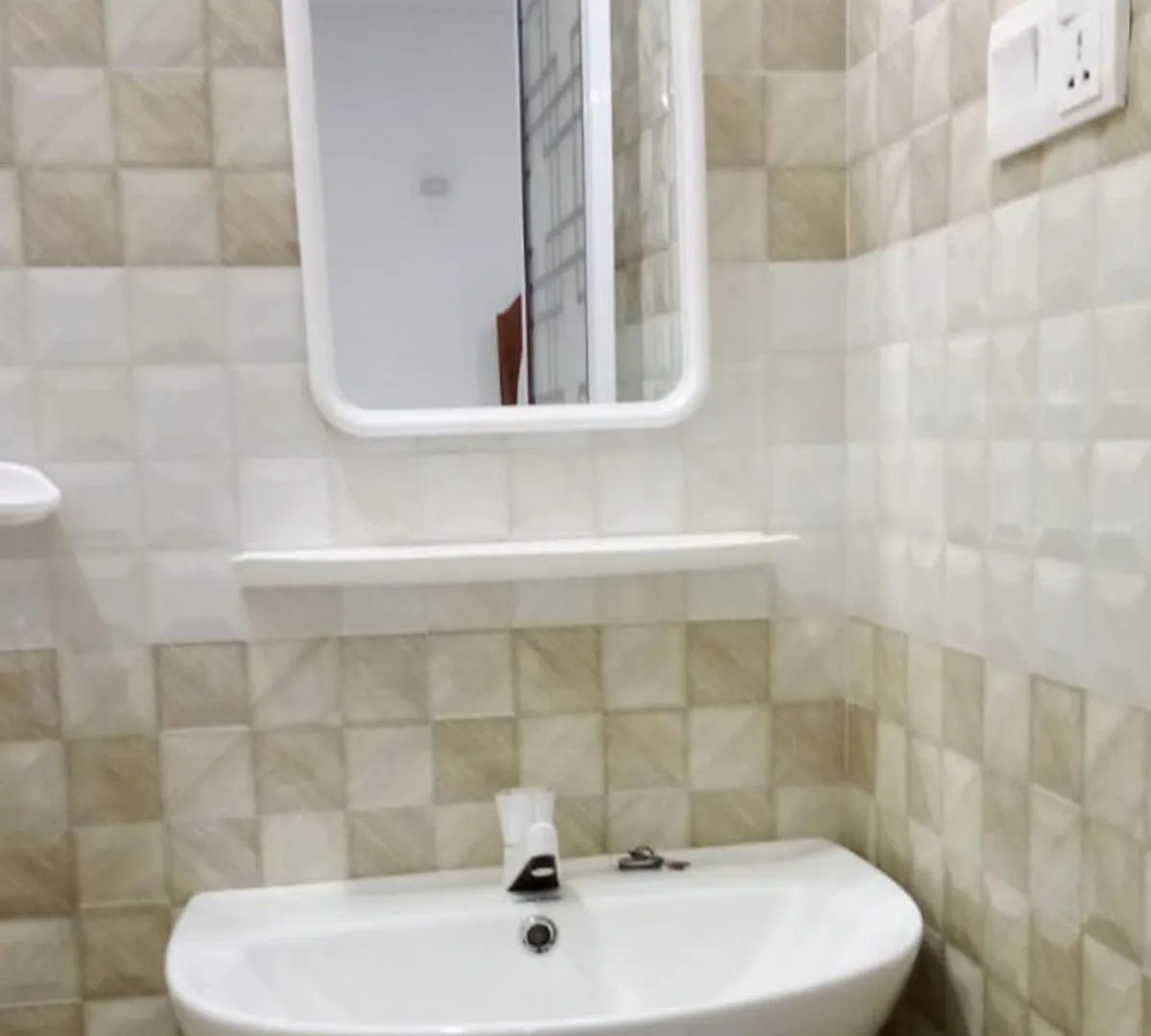 Bernard Homestay كاندي